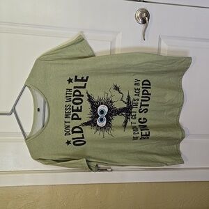 Don't Mess With Old People T-Shirt 2x